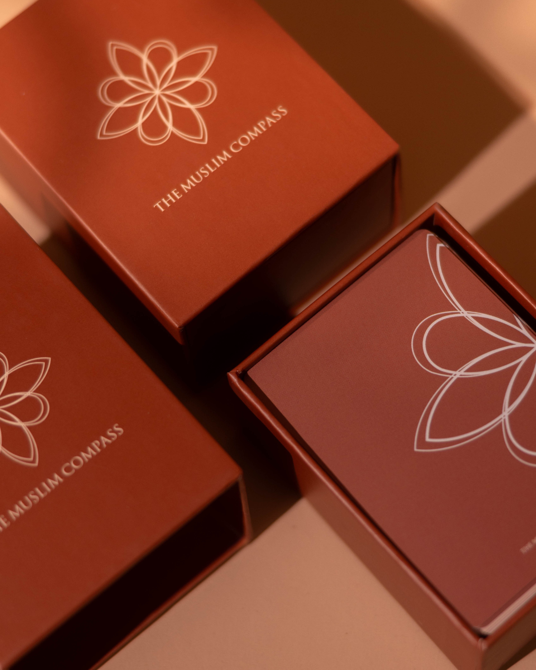 Waha Gift Box
